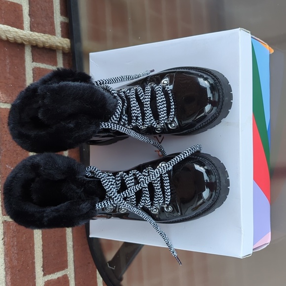 Katy Perry Combat boots - Picture 5 of 9